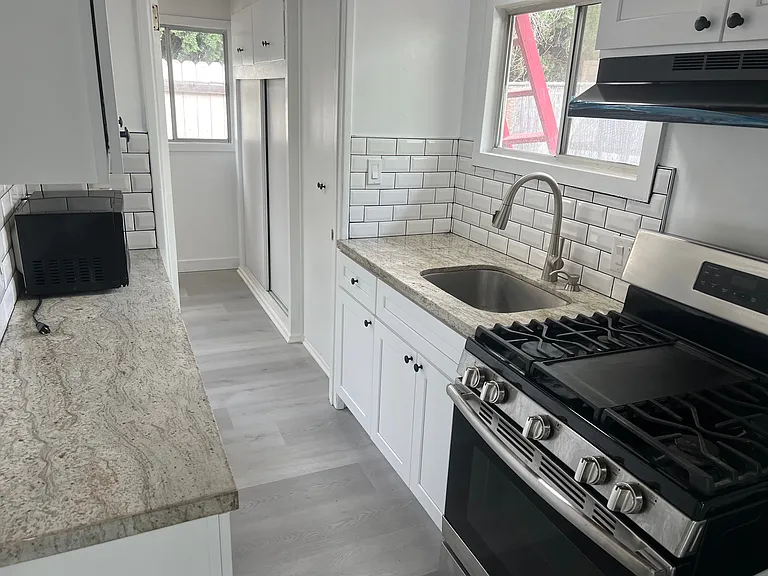 1401 Crenshaw Blvd #1401 — Photo 10