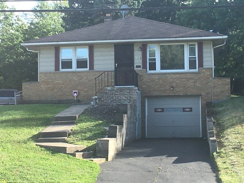 1st image of 13146 Forestdale Dr