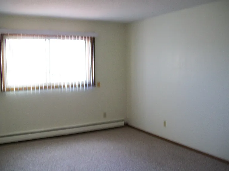 236 12th St NE #301 — Photo 3