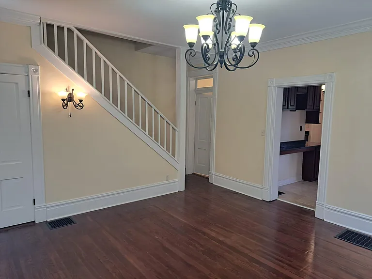 322 N 6th St #320 — Photo 9