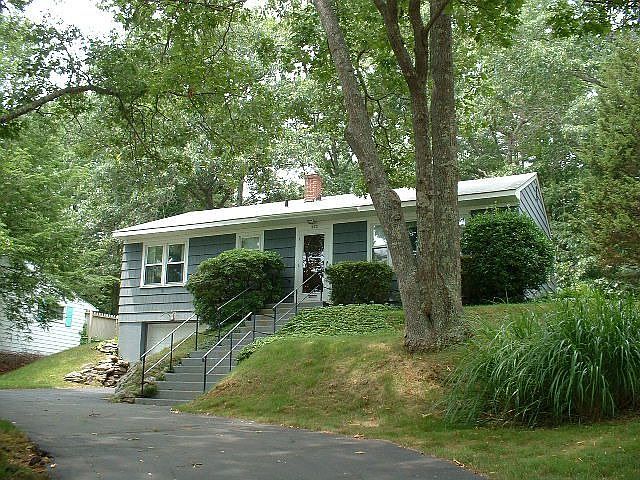 One-owner Ranch on large corner lot. 3 beds, central air, garage.