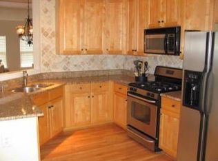 7726 Shadowcreek Ter, Springfield, VA 22153