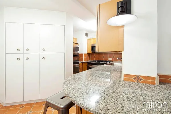 Sold by Miron Properties | media 4