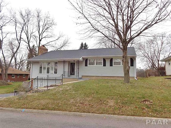 2nd image of 4913 N Roberts Ct