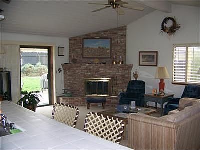 3rd image of 2635 Tamarack Dr