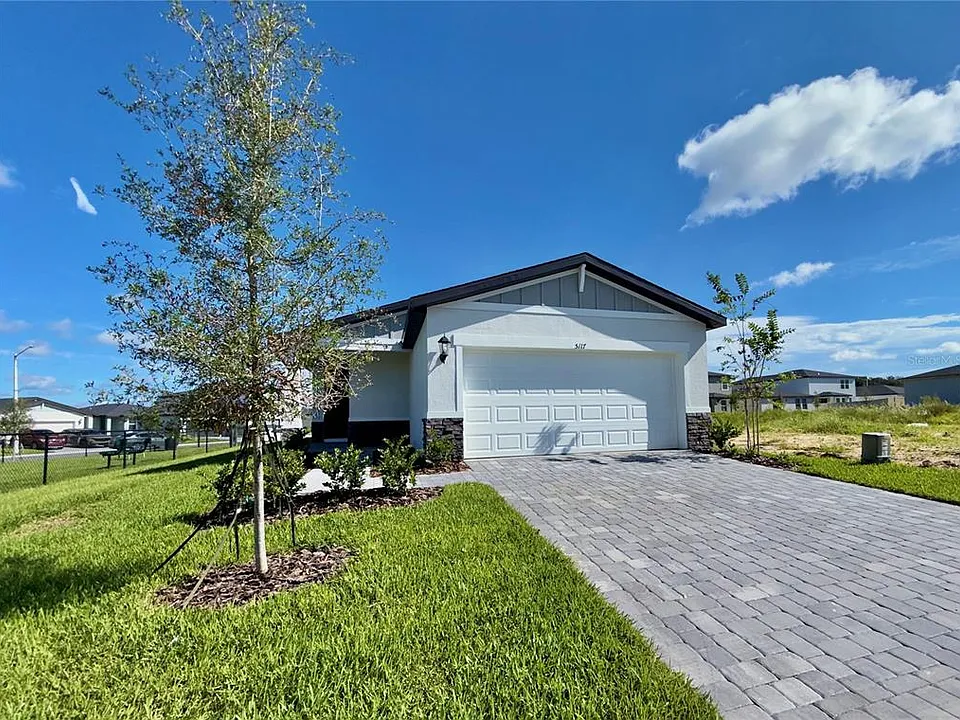 5117 Native Mile Loop