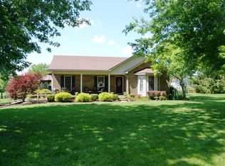 316 Meadowview Dr, Taylorsville, KY 40071