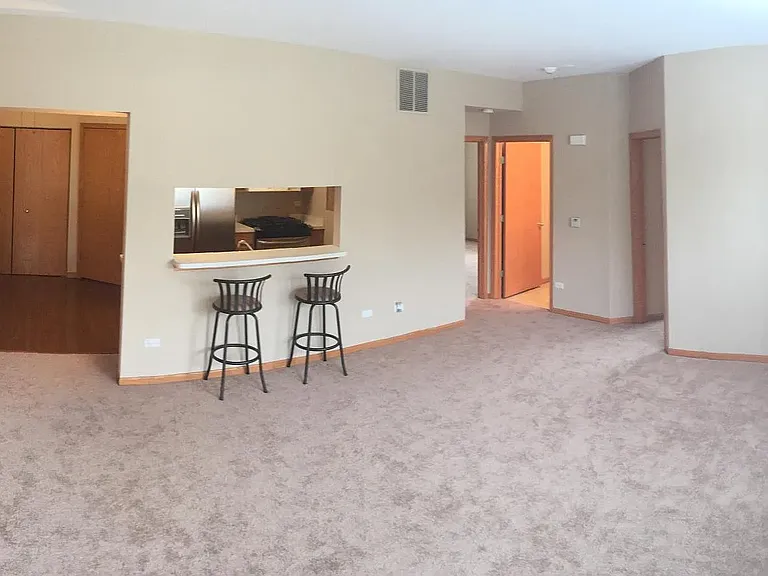 2880 Stonewater Dr — Photo 16