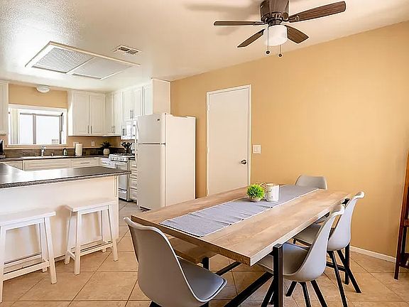 4th image of 64747 Pinehurst Cir