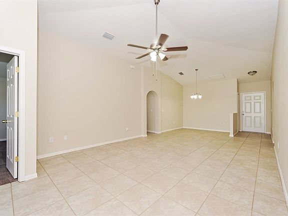 5th image of 27711 Sugar Loaf Dr