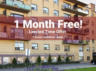 521 Finch Ave W, Toronto, ON M2R 1N3