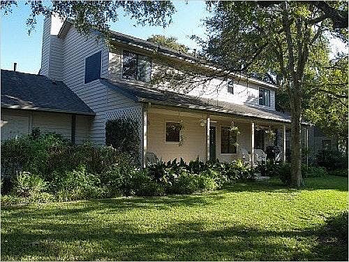 5th image of 2140 Green Oaks Cir