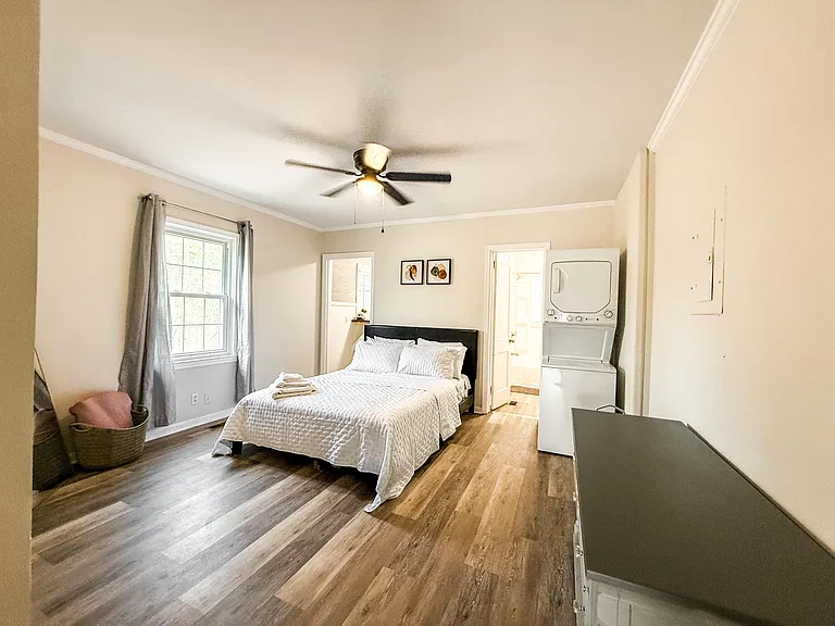1008 Juniper St — Photo 12