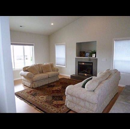 2nd image of 5704 Hilo Ct