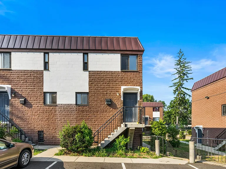 365 Orchard Street — Photo 11