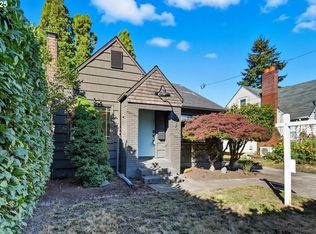 2325 SE Cesar E Chavez Blvd, Portland, OR 97214