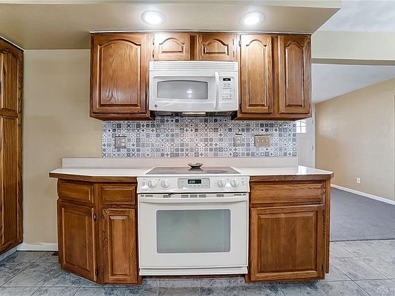4th image of 837 Timberwood Dr