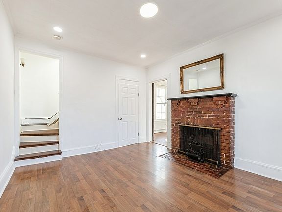 3rd image of 21 Central Ave