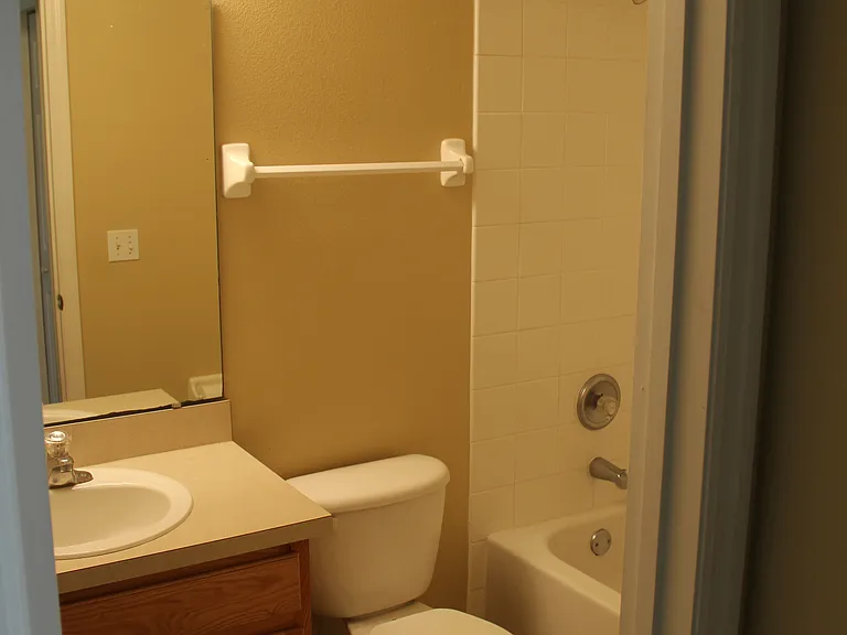 12714 Somerset Oaks St — Photo 17