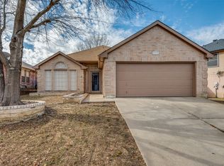 5915 Naravista Dr, Dallas, TX 75249