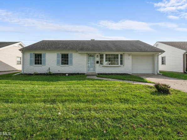 1736 Parkway Dr N, Maumee, OH 43537