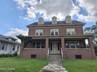 1013 N Front St, Milton, PA 17847