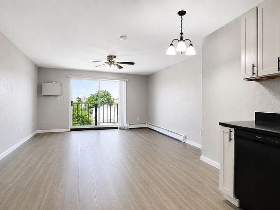2nd image of 22 Irving St APT 15