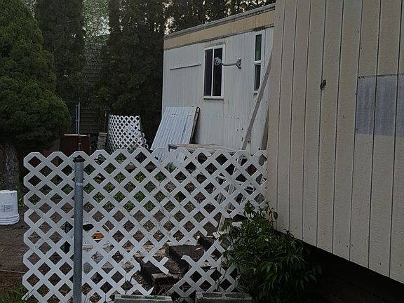 3rd image of 1952 E 12th Ave Trlr 3