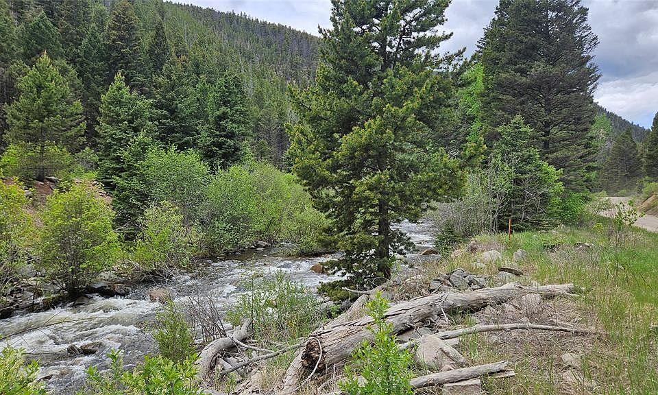 1st image of 67 Basin Creek Rd