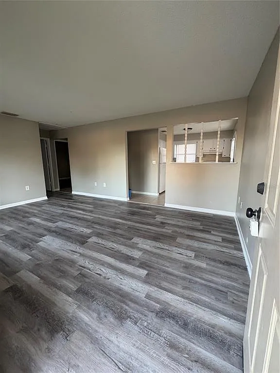 2 bed, 2.0 bath, 1000 sqft, $1,400 — Photo 4