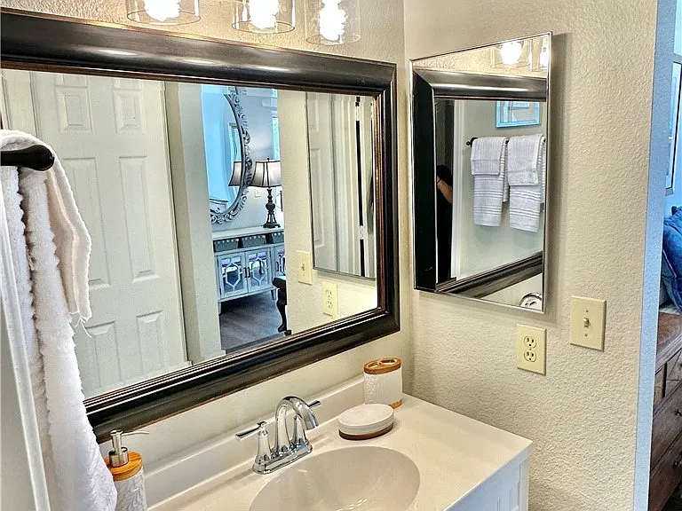 2716 Lodestone Dr — Photo 17