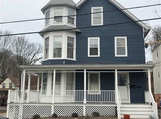 36 School St, Groton, CT 06340