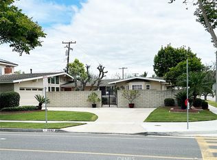 11582 Foster Rd, Los Alamitos, CA 90720
