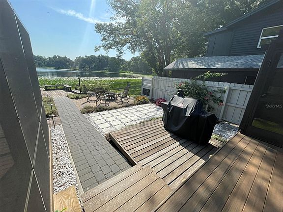 4th image of 1723 Hour Glass Dr
