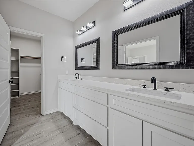 710 Mereet Dr — Photo 18