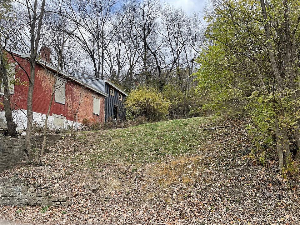 1st image of 734 Delhi Ave