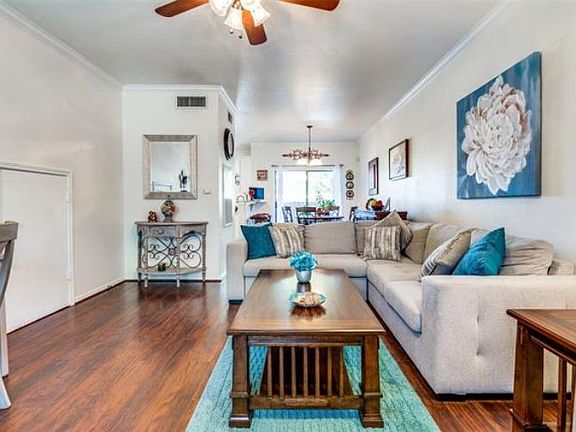 5th image of 3212 Donnelly Cir APT 506