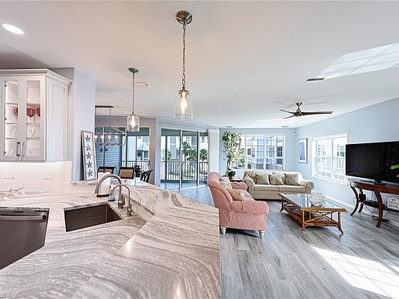 3rd image of 170 Barefoot CIR #33