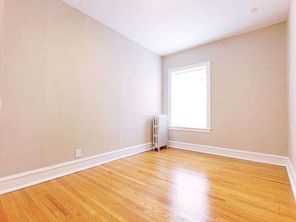 3rd image of 1333 W Touhy Ave APT 2S