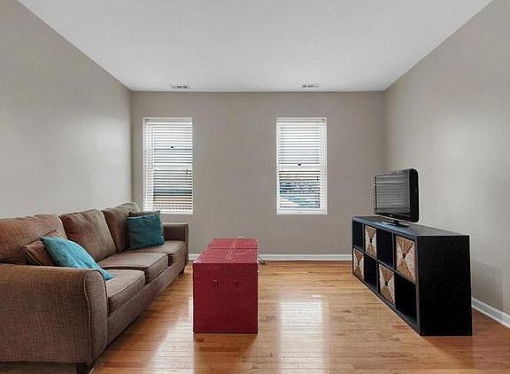 5th image of 708 Soulard St #708A
