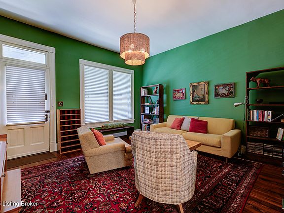 5th image of 1093 E Kentucky St