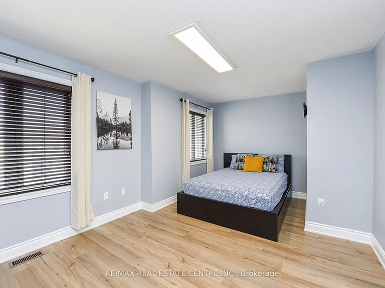 682 Megson Ter — Photo 21
