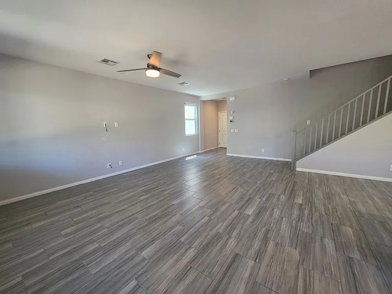 9852 Fisher Bay Ct — Photo 10