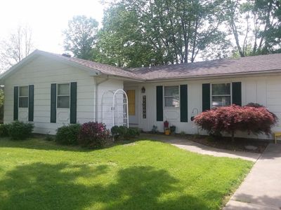 31 Fairlane Cir, Altamont, IL, 62411