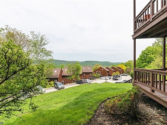4th image of 5 Eagle Nest Dr Unit 3