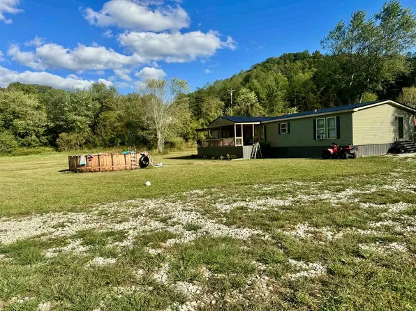 3783 River Rd, Salyersville, KY 41465