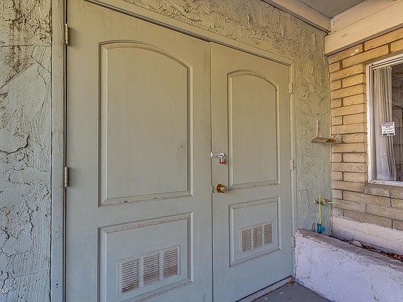 3rd image of 1500 W 8th St Unit 43