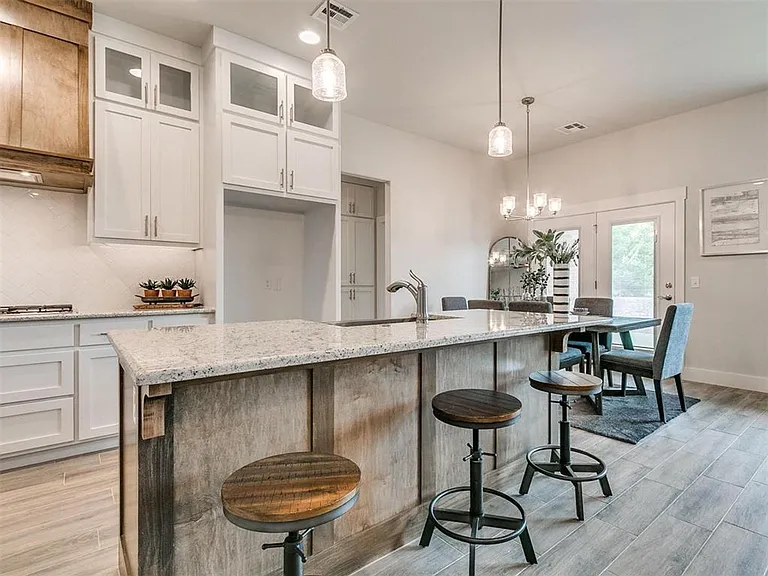 11500 Fairways Ave — Photo 24