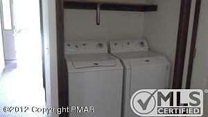 Washer/Dryer in Kitchen