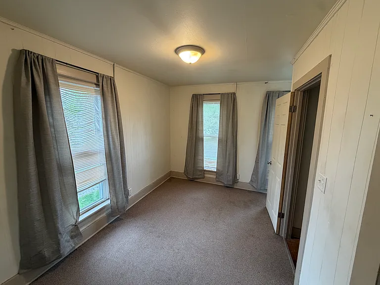 108 E Monroe St #2 — Photo 11